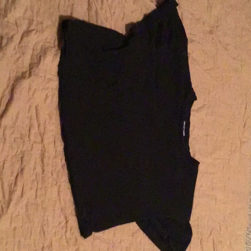 Medium Black vylette crop top